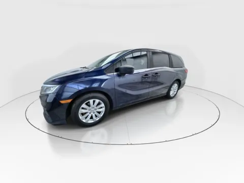 More photos of 2018 Honda Odyssey LX at Gulliver Auto Group, TX