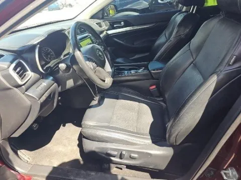 More photos of 2020 Nissan Maxima 3.5 SV at Gulliver Auto Group, TX