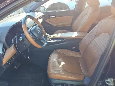 More photos of 2019 Toyota Avalon Limited at Gulliver Auto Group, TX