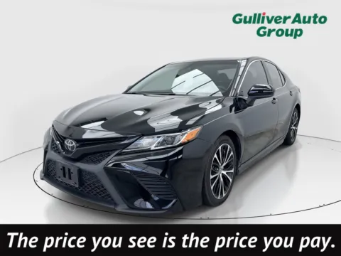 Black 2018 Toyota Camry SE for sale in Plano, TX