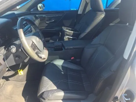 More photos of 2019 Lexus ES 350 Luxury at Gulliver Auto Group, TX