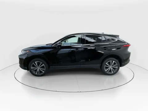 More photos of 2022 Toyota Venza XLE at Gulliver Auto Group, TX