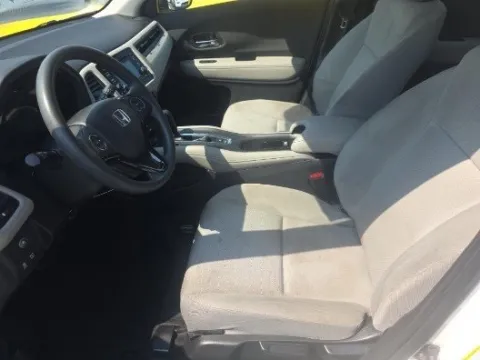 More photos of 2022 Honda HR-V LX at Gulliver Auto Group, TX