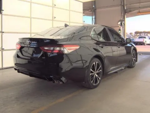 Another view of 2018 Toyota Camry SE for sale in Plano, TX at Gulliver Auto Group