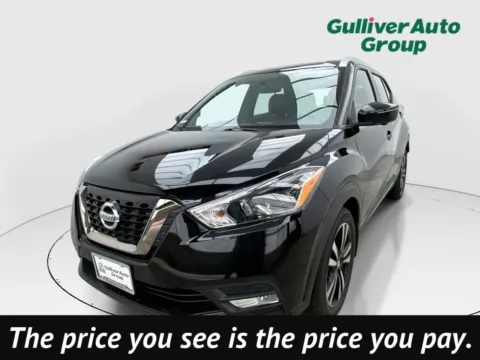 Black 2019 Nissan Kicks SR for sale in Plano, TX