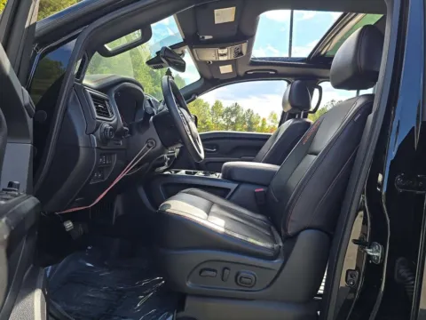 More photos of 2020 Nissan Titan PRO-4X at Gulliver Auto Group, TX
