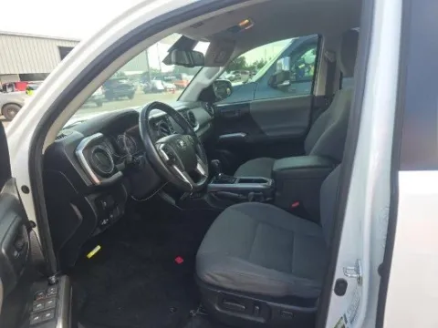 More photos of 2021 Toyota Tacoma SR5 at Gulliver Auto Group, TX