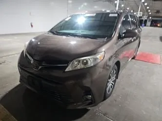 Brown 2018 Toyota Sienna XLE for sale in Plano, TX