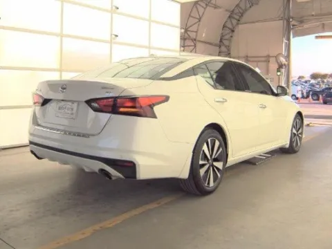 Another view of 2021 Nissan Altima 2.5 SL for sale in Plano, TX at Gulliver Auto Group