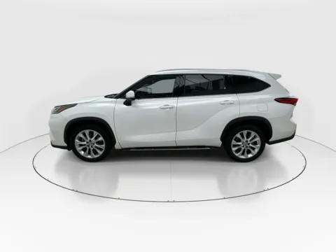 More photos of 2020 Toyota Highlander Limited at Gulliver Auto Group, TX