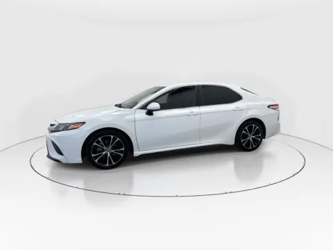 More photos of 2020 Toyota Camry SE at Gulliver Auto Group, TX