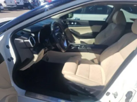 More photos of 2021 Nissan Maxima Platinum at Gulliver Auto Group, TX