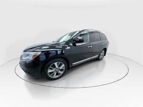 More photos of 2015 Nissan Pathfinder Platinum at Gulliver Auto Group, TX