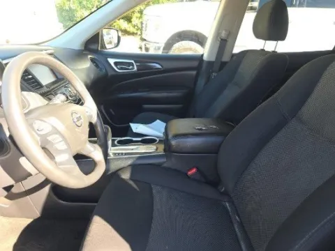 More photos of 2020 Nissan Pathfinder S at Gulliver Auto Group, TX