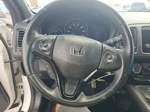 More photos of 2021 Honda HR-V Sport at Gulliver Auto Group, TX