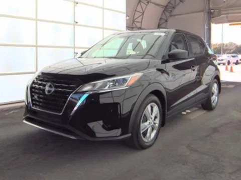 Black 2022 Nissan Kicks S for sale in Plano, TX