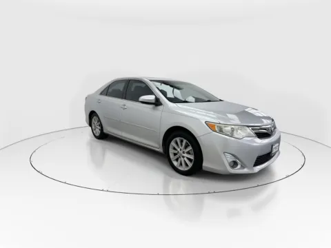 Photos of 2014 Toyota Camry SE for sale in Plano, TX at Gulliver Auto Group