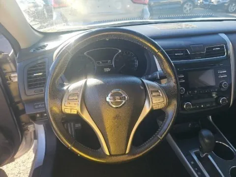 More photos of 2015 Nissan Altima 2.5 SV at Gulliver Auto Group, TX