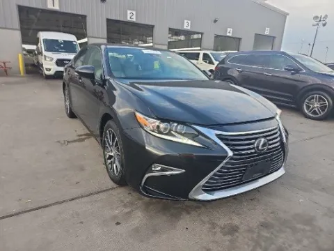 Photos of 2018 Lexus ES 350 for sale in Plano, TX at Gulliver Auto Group
