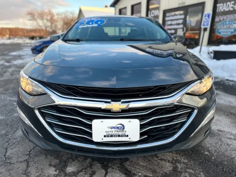 Another view of 2020 CHEVROLET MALIBU LT for sale in Crown Point, IN at Pro Auto Finance