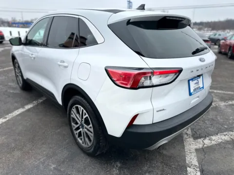 More photos of 2022 FORD ESCAPE SEL at Pro Auto Finance, IN