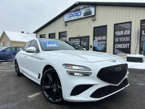 White 2023 GENESIS G70 2.0T for sale in Crown Point, IN