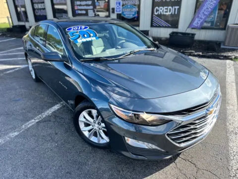 Photos of 2019 CHEVROLET MALIBU LT for sale in Crown Point, IN at Pro Auto Finance