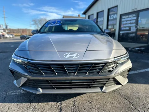 Another view of 2024 HYUNDAI ELANTRA SE for sale in Crown Point, IN at Pro Auto Finance