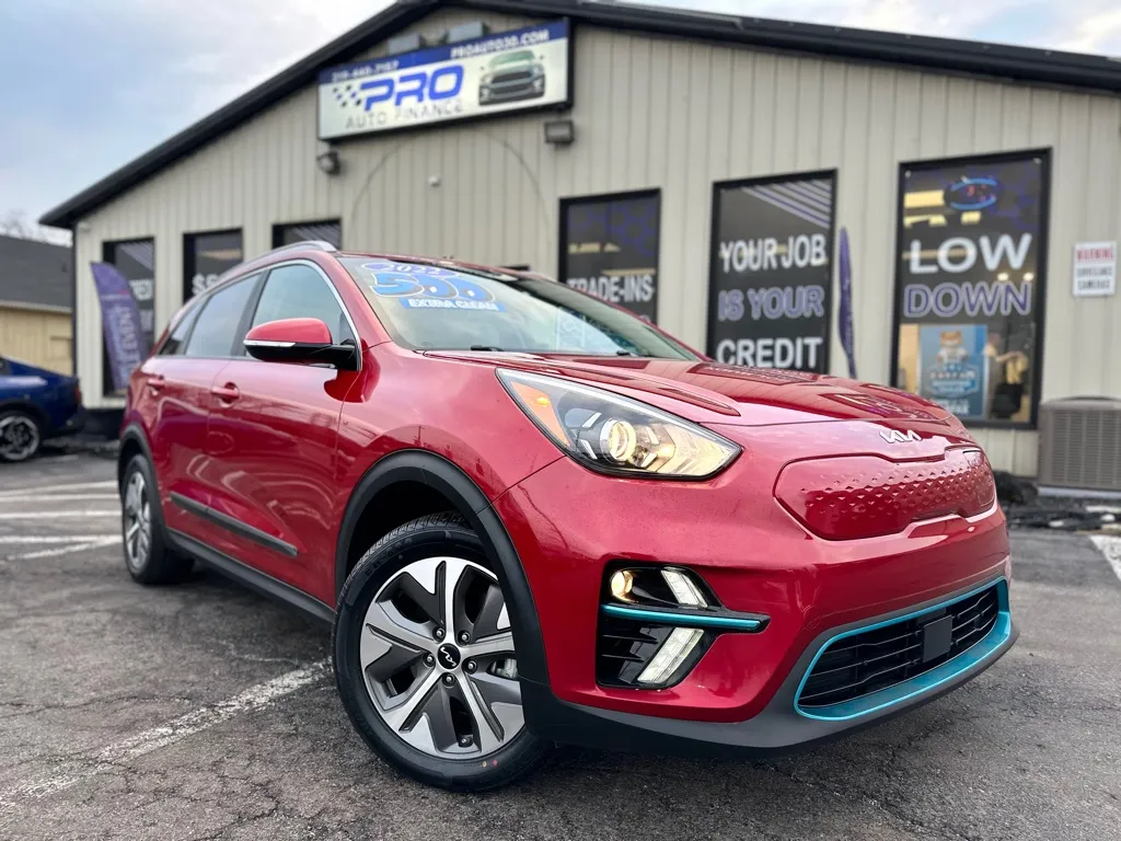 2022 Kia Niro EX's photo