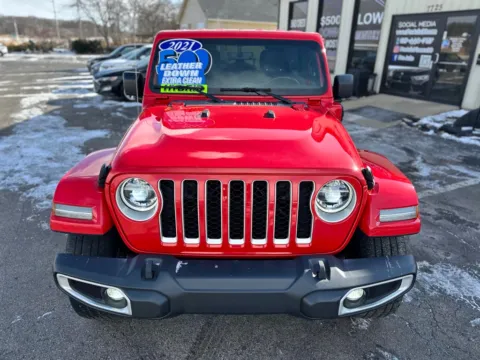 More photos of 2021 JEEP WRANGLER UNLIMI SAHARA 4XE at Pro Auto Finance, IN