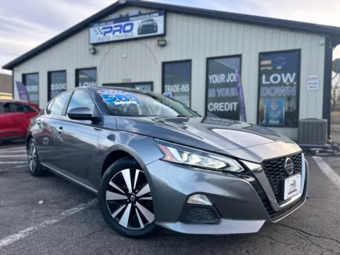 Gray 2022 NISSAN ALTIMA 2.5 SV for sale in Crown Point, IN