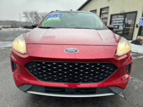 Another view of 2020 FORD ESCAPE HYBRID SE SPORT for sale in Crown Point, IN at Pro Auto Finance