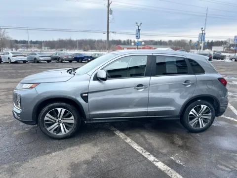 More photos of 2021 MITSUBISHI OUTLANDER SPORT LE at Pro Auto Finance, IN
