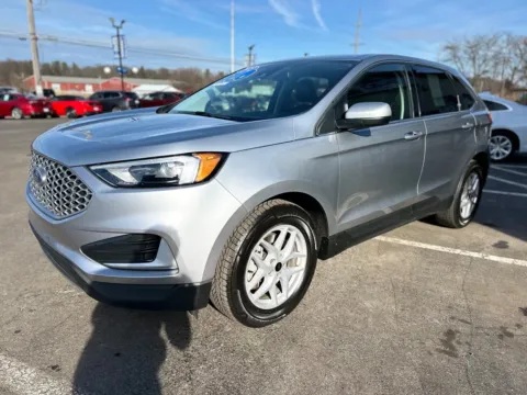 More photos of 2023 FORD EDGE SEL at Pro Auto Finance, IN