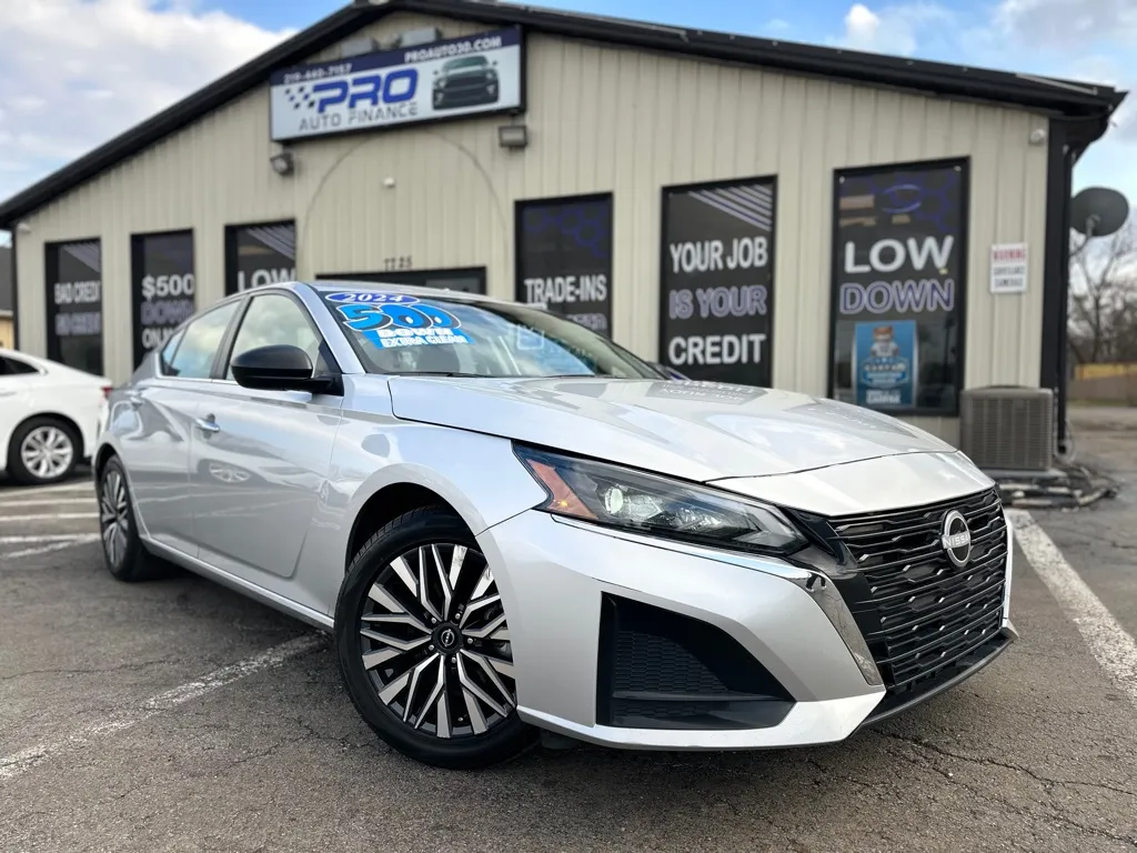 2024 Nissan Altima SV