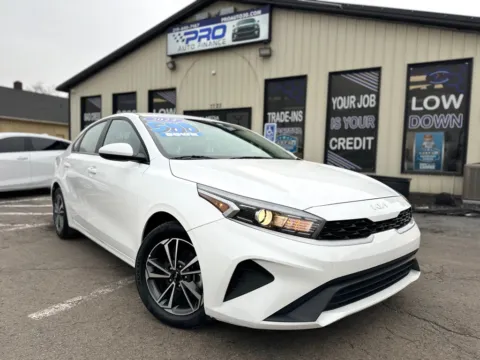 White 2024 KIA FORTE LXS for sale in Crown Point, IN