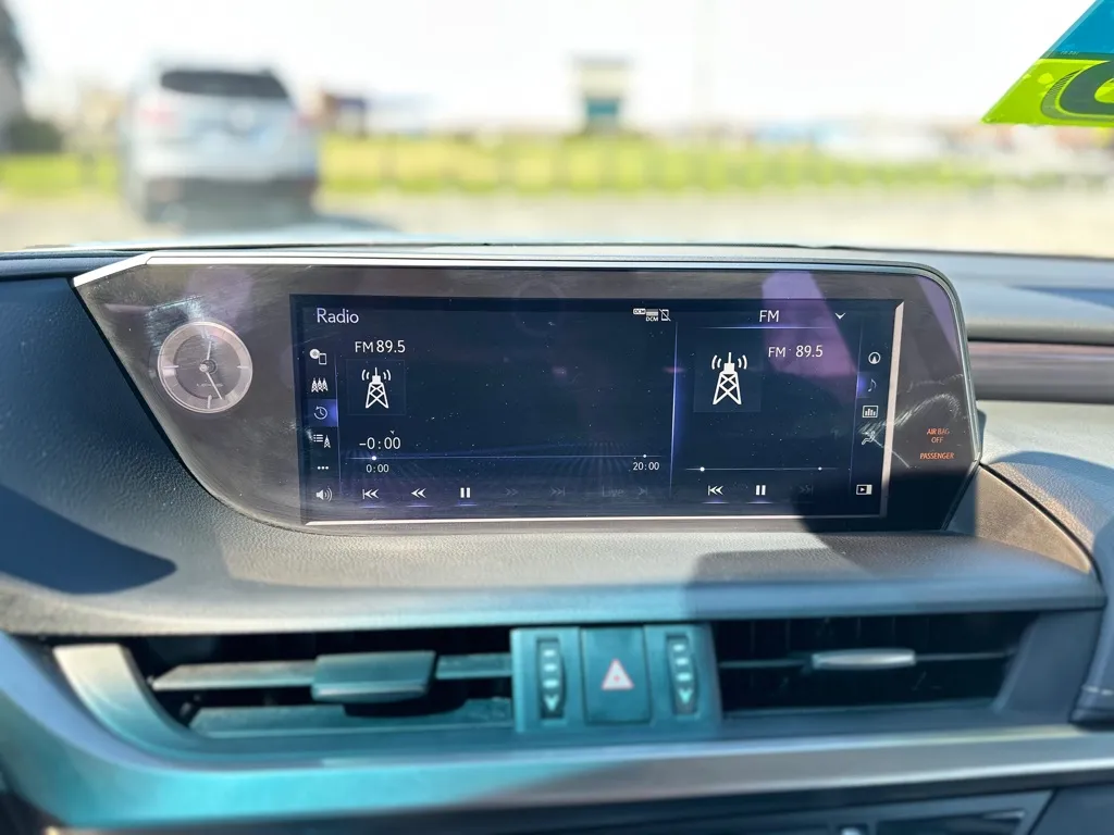2021 Lexus ES Hybrid 300h Luxury - Photo 27