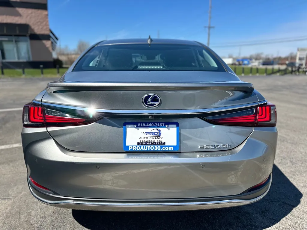 2021 Lexus ES Hybrid 300h Luxury - Photo 10
