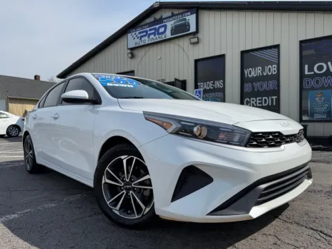 White 2023 KIA FORTE LXS for sale in Crown Point, IN