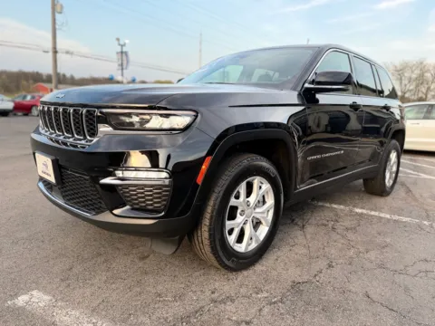 More photos of 2023 JEEP GRAND CHEROKEE LIMITED at Pro Auto Finance, IN
