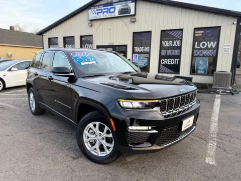 Photos of 2023 JEEP GRAND CHEROKEE LIMITED for sale in Crown Point, IN at Pro Auto Finance