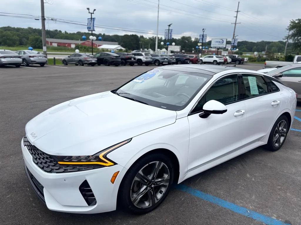 2024 Kia K5 EX - Photo 6