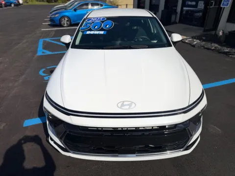 More photos of 2025 HYUNDAI SONATA SEL at Pro Auto Finance, IN