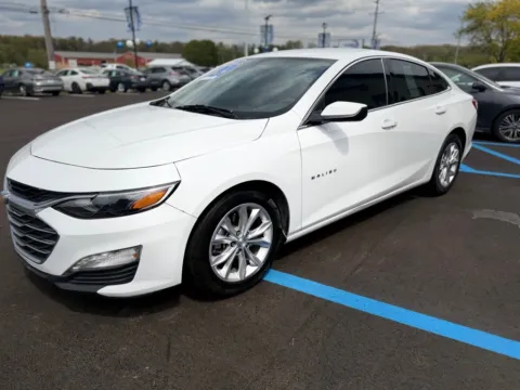More photos of 2022 CHEVROLET MALIBU LT at Pro Auto Finance, IN