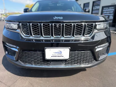 Another view of 2022 JEEP GRAND CHEROKEE 4XE for sale in Crown Point, IN at Pro Auto Finance