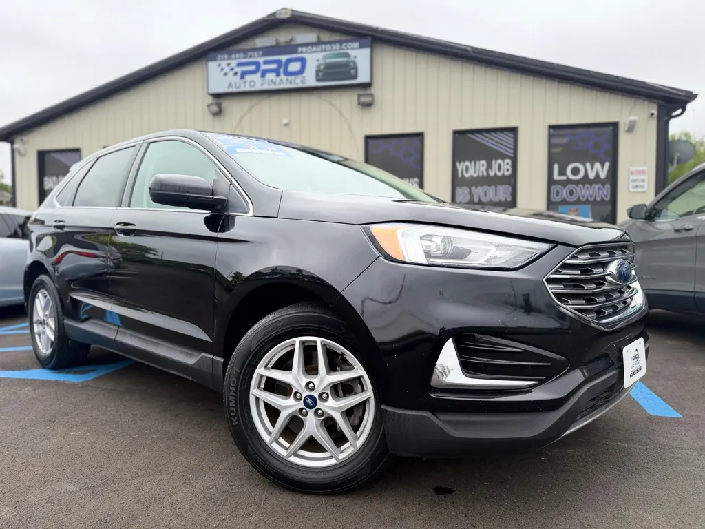 2022 Ford Edge SEL AWD's photo
