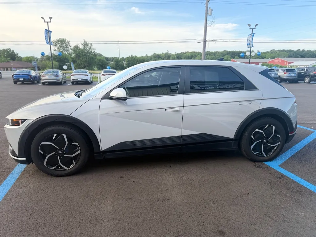 2024 Hyundai IONIQ 5 SEL - Photo 7