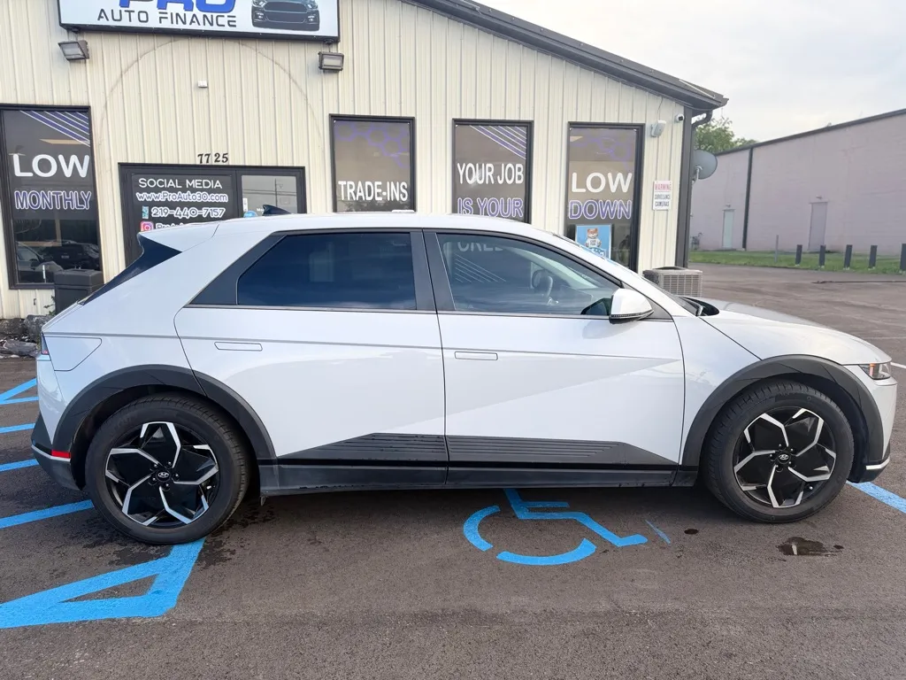 2024 Hyundai IONIQ 5 SEL - Photo 16
