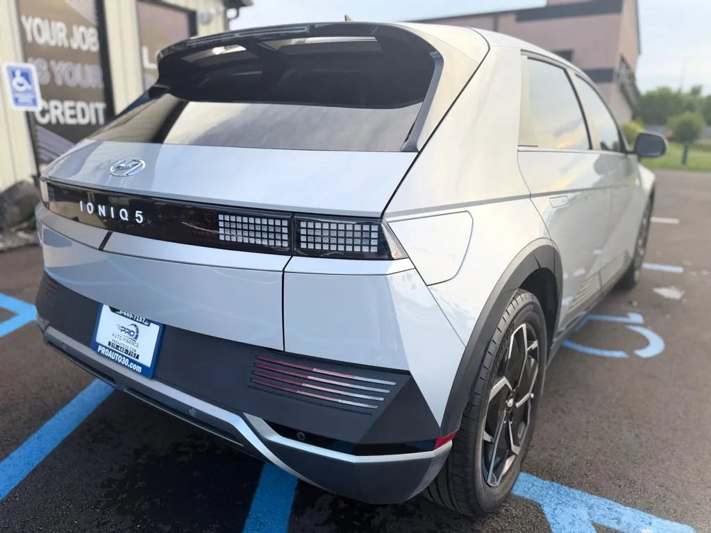 2024 Hyundai IONIQ 5 SEL - Photo 14