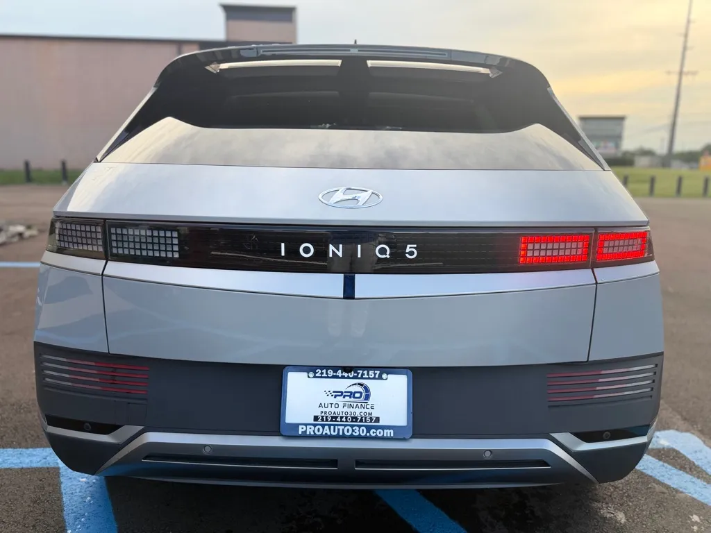 2024 Hyundai IONIQ 5 SEL - Photo 10